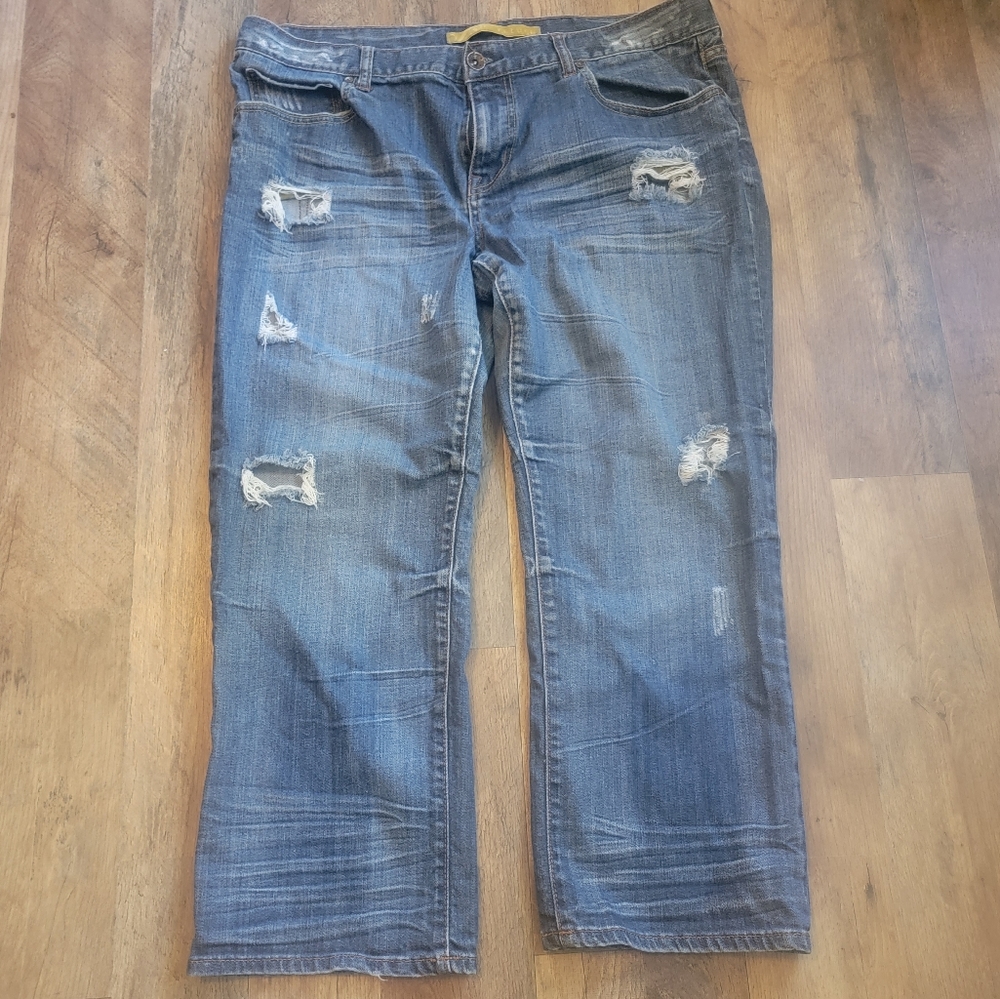 Refuge Boyfriend Cropped Jeans